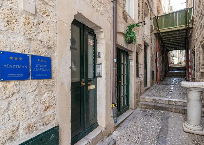 Kenova Old Town Appartement *